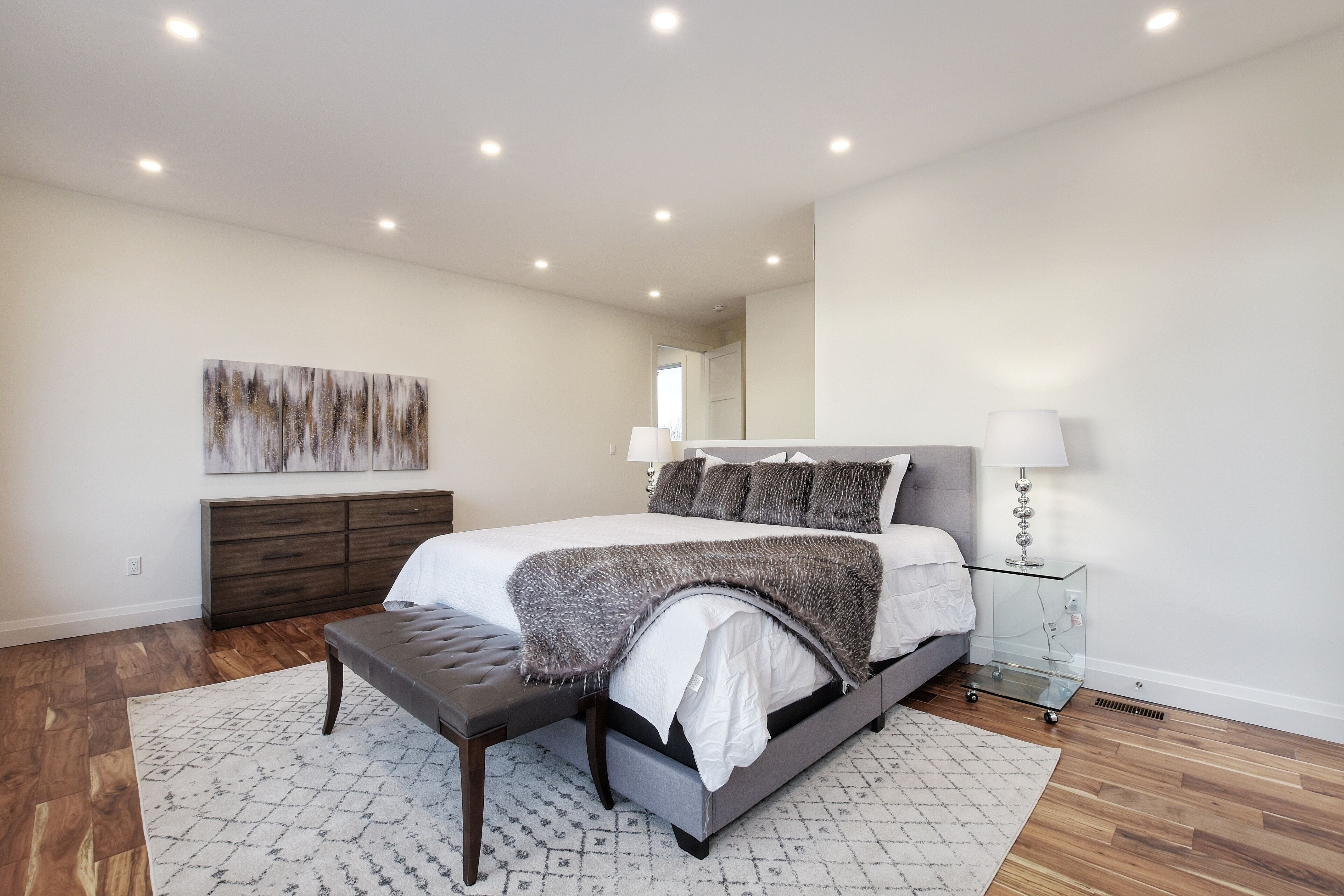 Waterfront Lake Erie near Niagara Wine Region