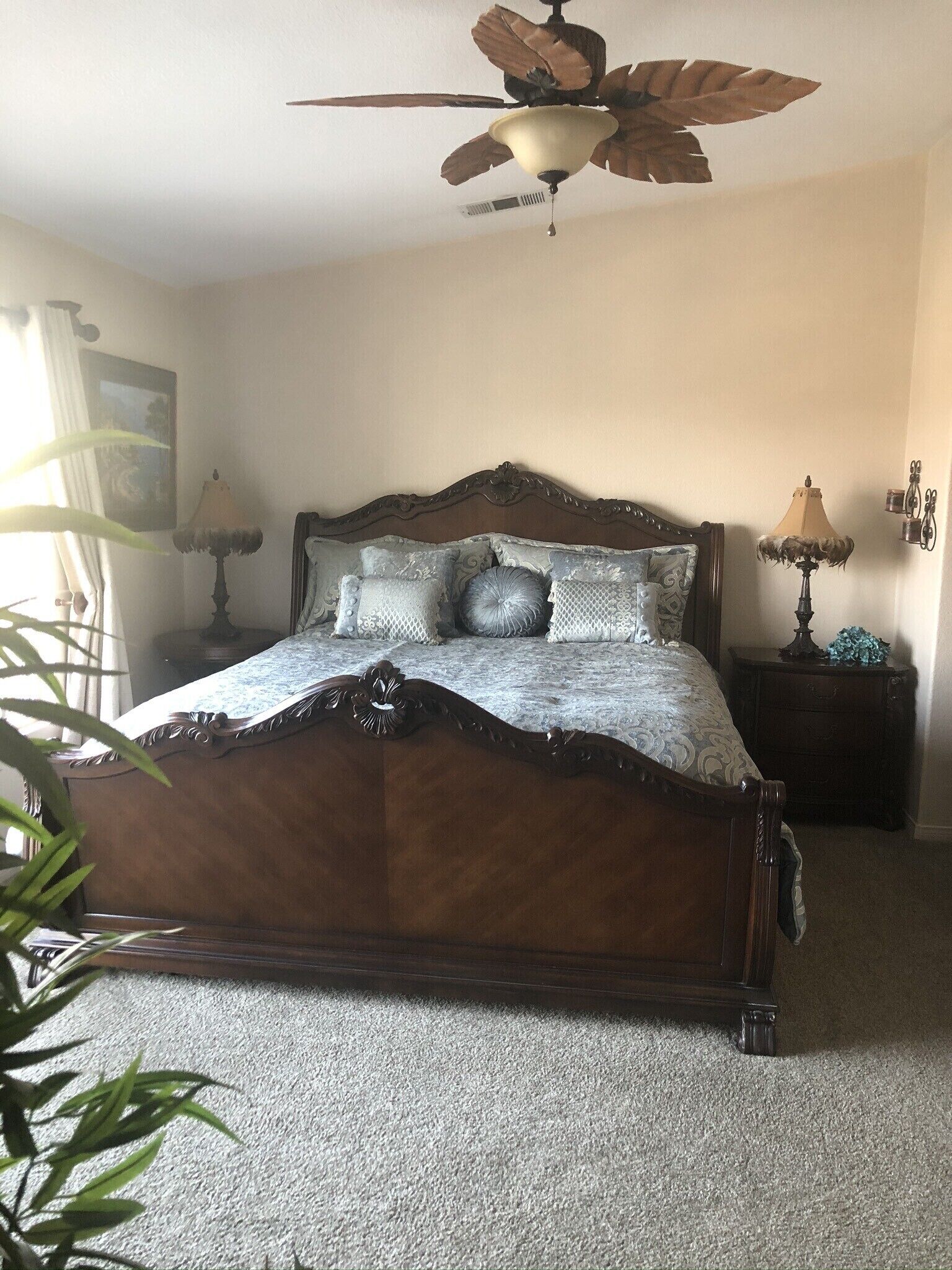 Beautiful Home With A View. Close To All The Socal Attractions<br>Sleeps 10+