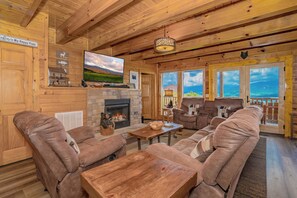 Fernseher, Kamin, Videospiele