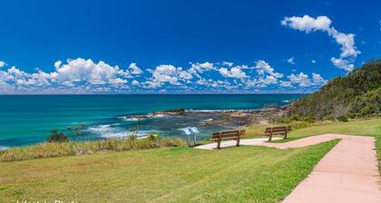 Jambi Ocean View - oceanfront Woolgoolga