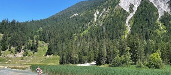 Lejlighed i bjerglandsby med udsigt over 3 dale