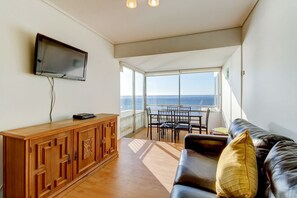 TV - Departamento Vintage Frente al mar (Vina del Mar)