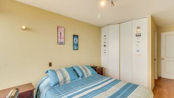 2 bedrooms