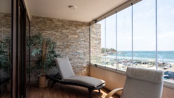 Căn hộ Tiêu chuẩn | Ban công