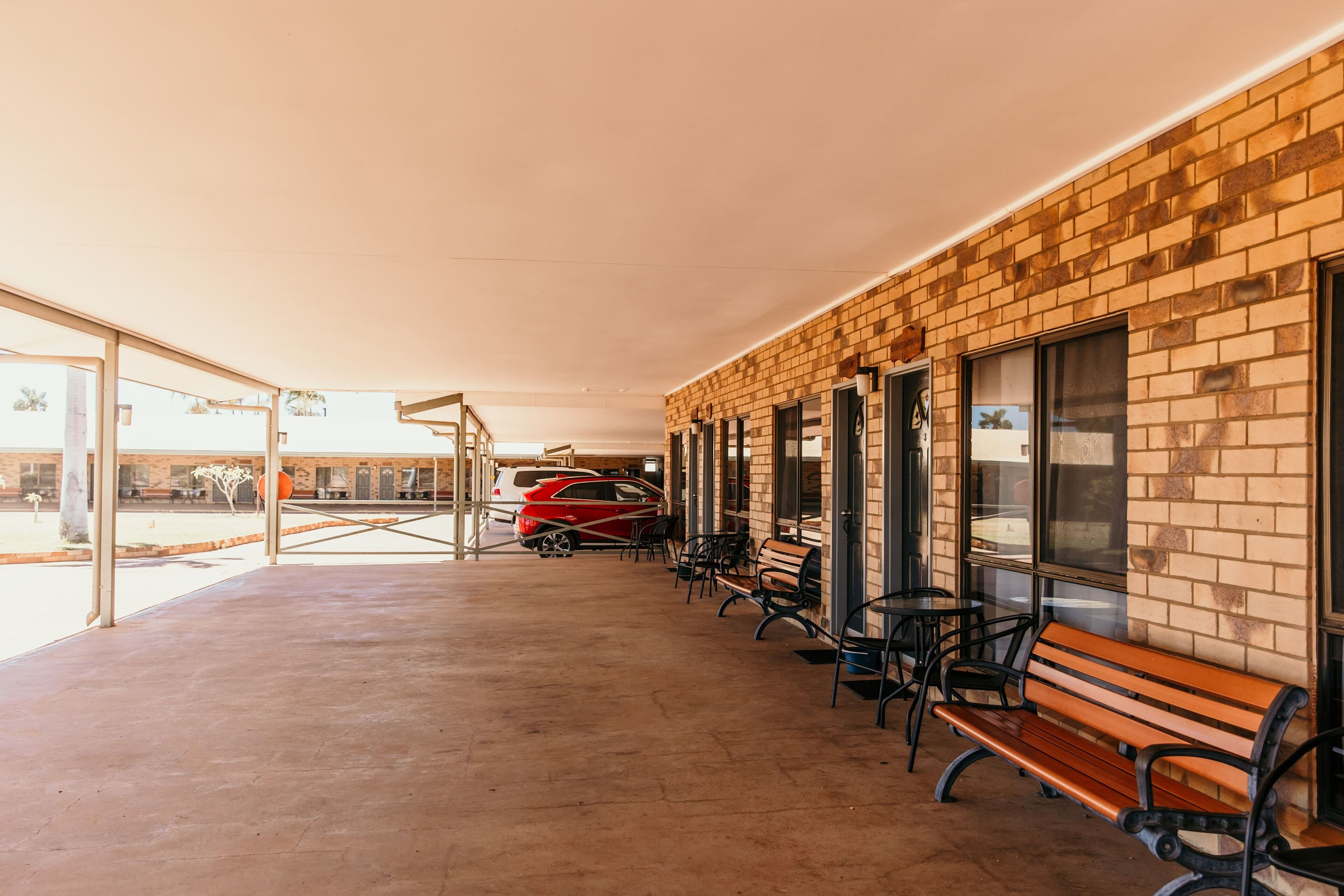 Ubetjent parkering (inkludert)