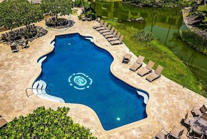 Piscine extérieure, piscine chauffée