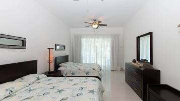 1 Schlafzimmer, Zimmersafe, BĂŒgeleisen/BĂŒgelbrett, kostenloses WLAN