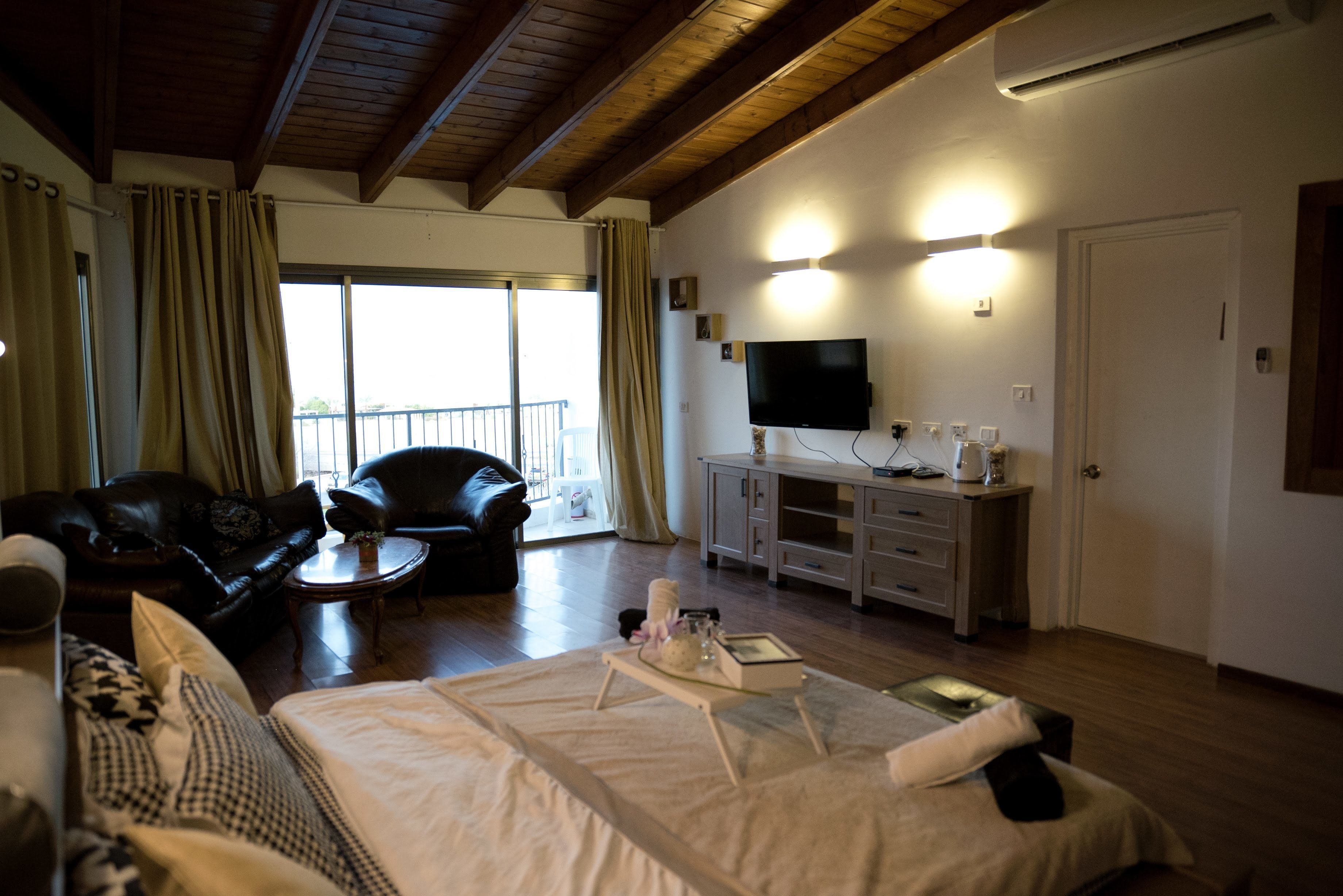 Phòng dành cho gia đình, nhiều giường, không hút thuốc, quang cảnh biển | Phòng cách âm, truy cập Internet không dây miễn phí, bộ trải giường 