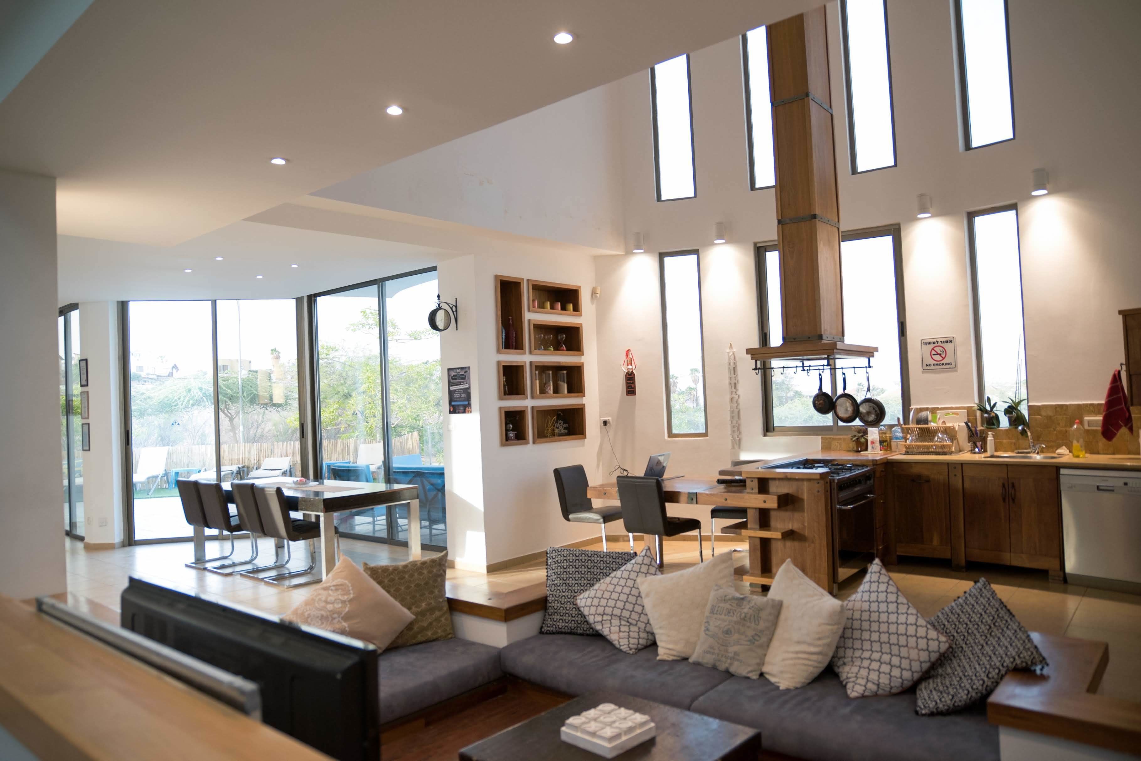 TV màn hình phẳng 