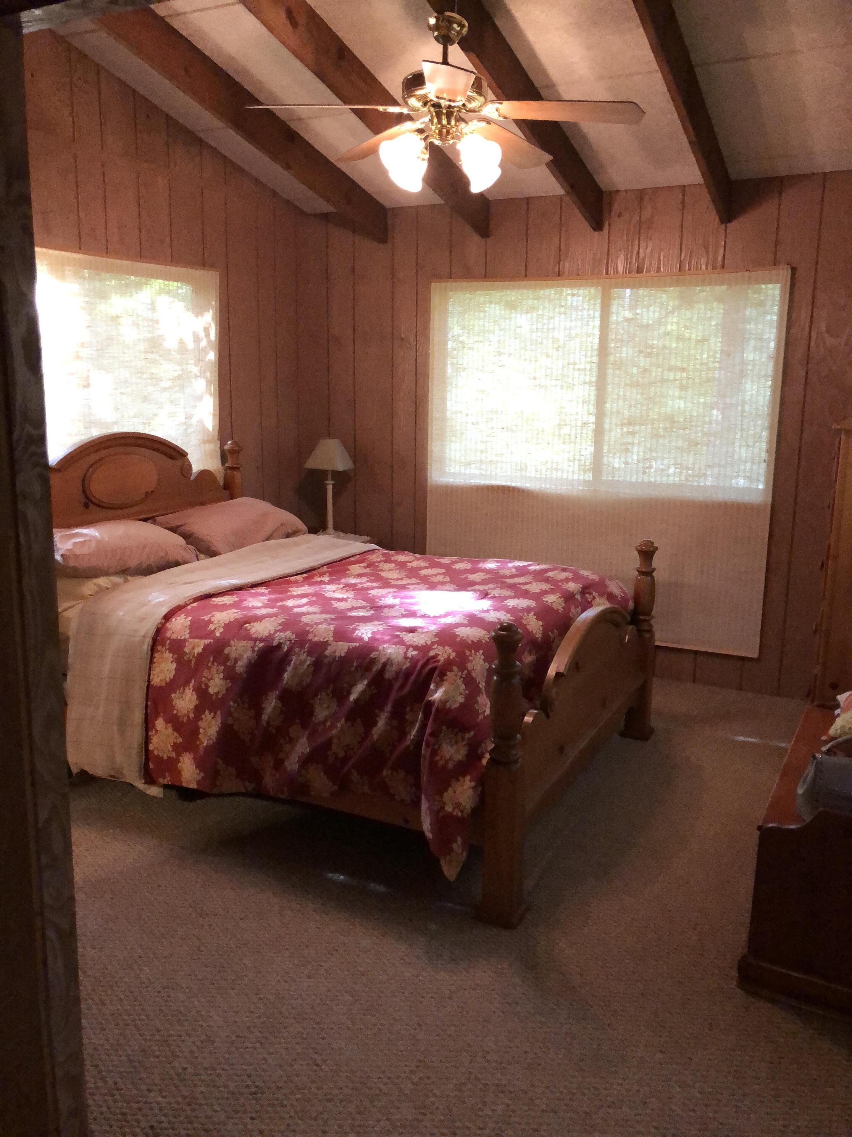 Treehouse Getaway in a peaceful wooded setting at Innsbrook Resort