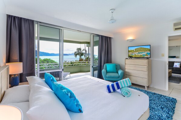 Standard Apartment, 2 Bedrooms, Sea View - Beach Front Lagoon Lodge Apartments (Whitsundays)