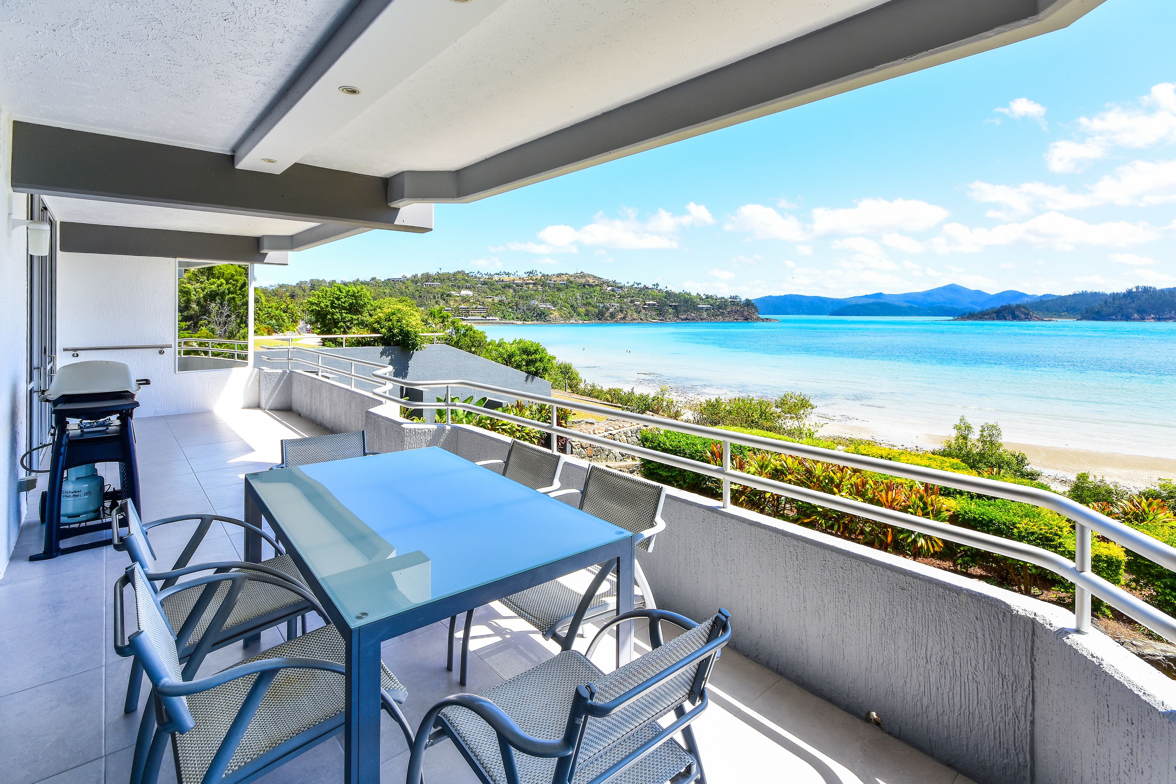 Leilighet, 2 soverom, sjøutsikt | Terrasse/patio