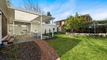 Familienhaus, 3 Schlafzimmer, Gartenblick | Außenbereich