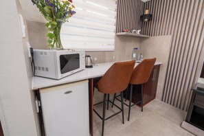 Family Double Room | Private kitchen - Kuiersaam Gastehuis (Secunda)