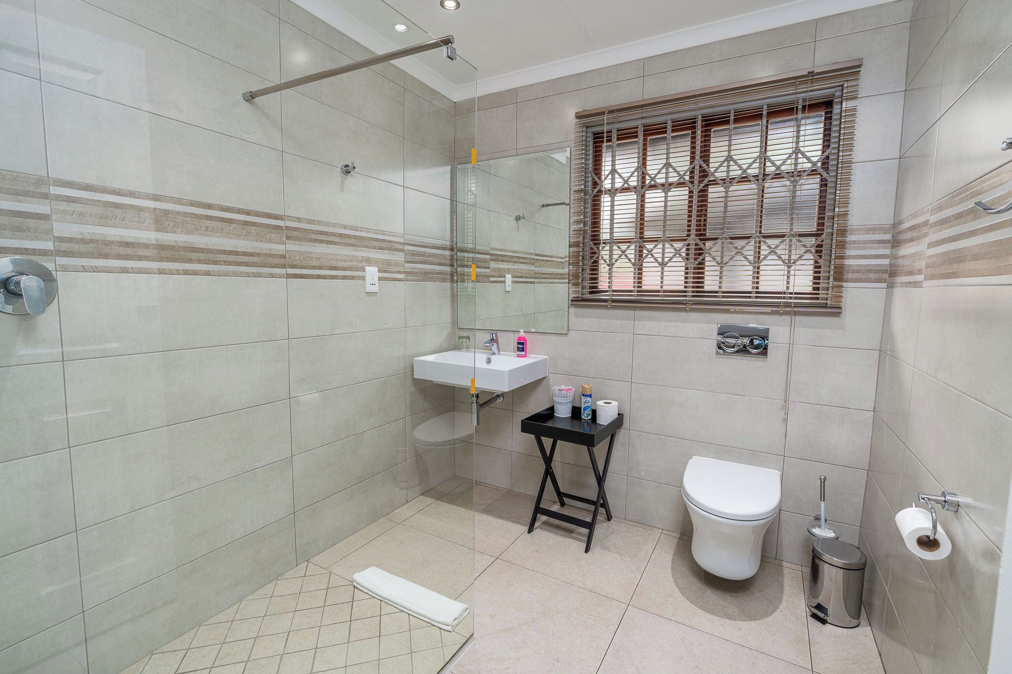 Standard Double Room | Bathroom | Free toiletries, hair dryer, bathrobes, slippers