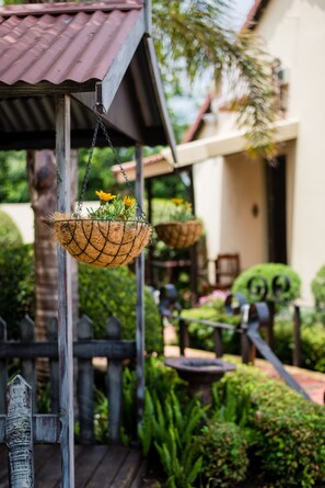 Property grounds - Kuiersaam Gastehuis (Secunda)