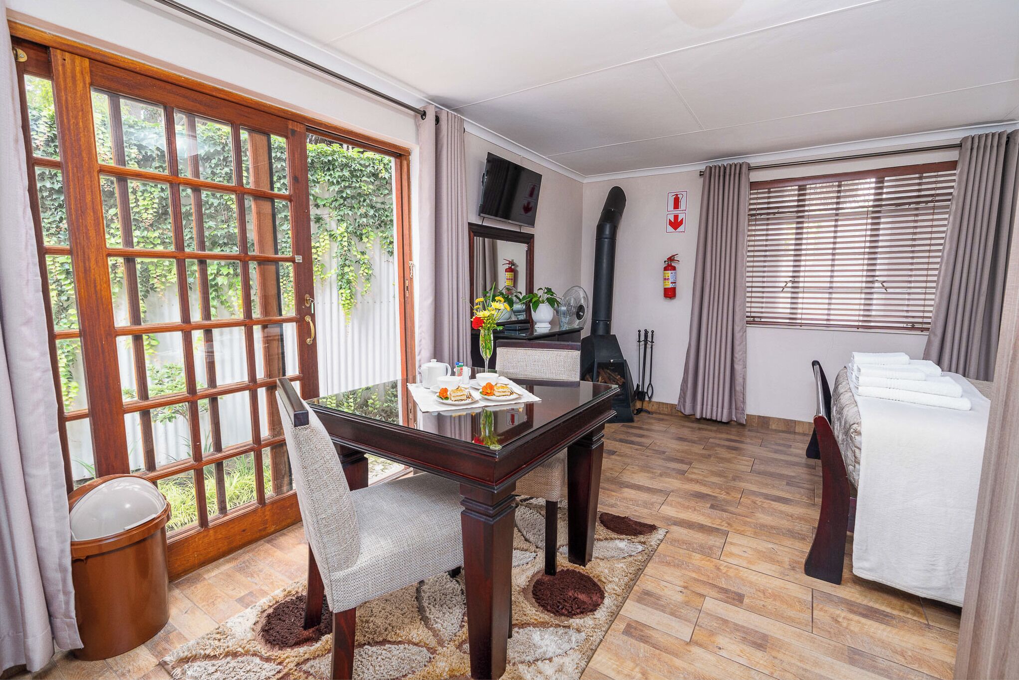 Standard Double Room | 1 bedroom, down duvets, in-room safe, desk