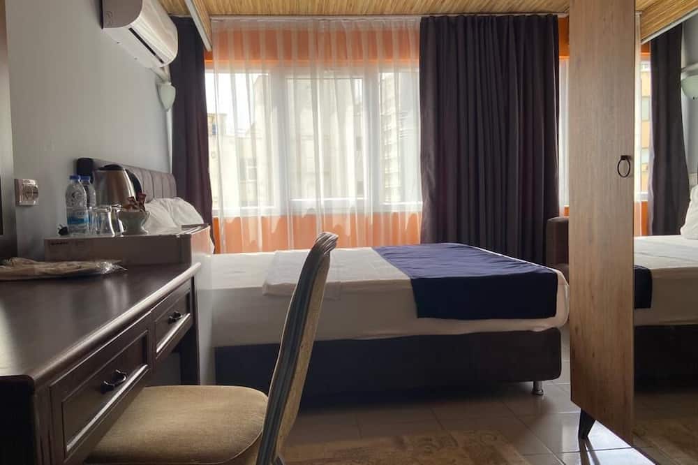 City House Hotel