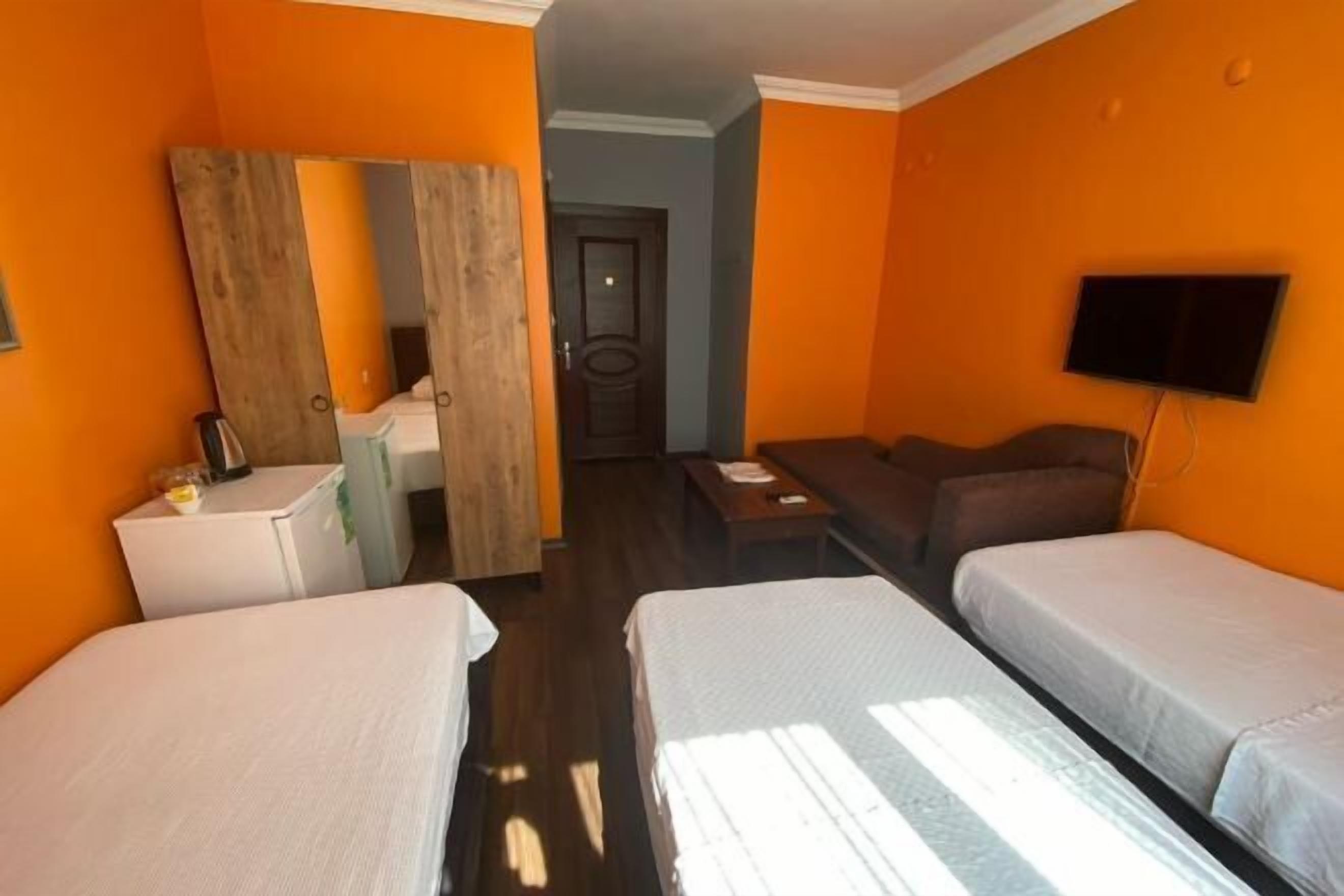 Ylelliset vuodevaatteet, äänieristys, ilmainen Wi-Fi, vuodevaatteet