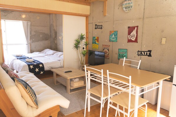 Télévision à écran plat