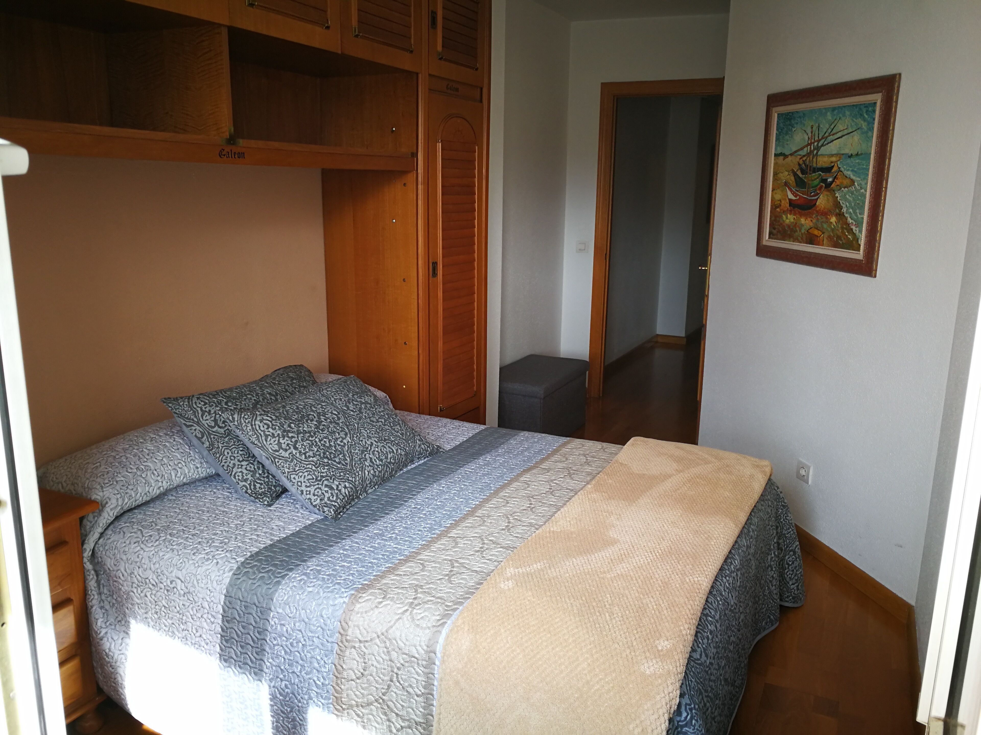 2 bedrooms, desk, iron/ironing board, free WiFi