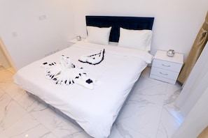Soundproofing, iron/ironing board, free WiFi, bed sheets - Magic Suite Salmiya (Salmiya)