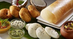 Tägliches inbegriffenes einheimisches Frühstück
