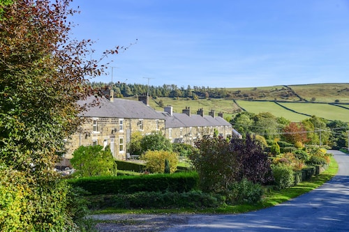 Stone-built Cottage In A Tranquil Setting With Views Over Rosedale