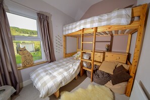 3 bedrooms, iron/ironing board, travel cot, WiFi