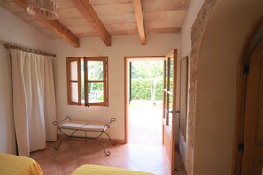 1 chambre, accès au Wi-Fi (inclus), literie fournie