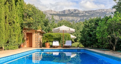 Schöne Casita in Sóller mit Pool und Garten