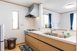 Fridge, microwave, stovetop, electric kettle