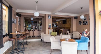 Heartland City Hotel