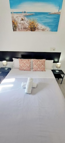 AYZ Sierra de Meira - Auto check-in property