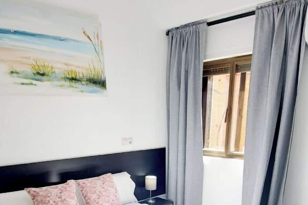 Chambre Double Confort, salle de bains commune