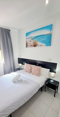 Economy Double Room, Private Bathroom | 1 bedroom, desk, blackout drapes, iron/ironing board. AYZ Sierra de Meira - Auto check-in property