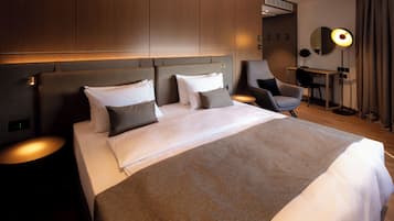 Comfort Double Room, 1 King Bed, Non Smoking | 1 bedroom, premium bedding, down duvets, Select Comfort beds