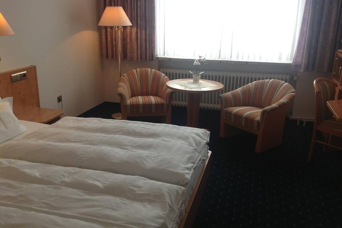 in-room safe, individually decorated, individually furnished, desk