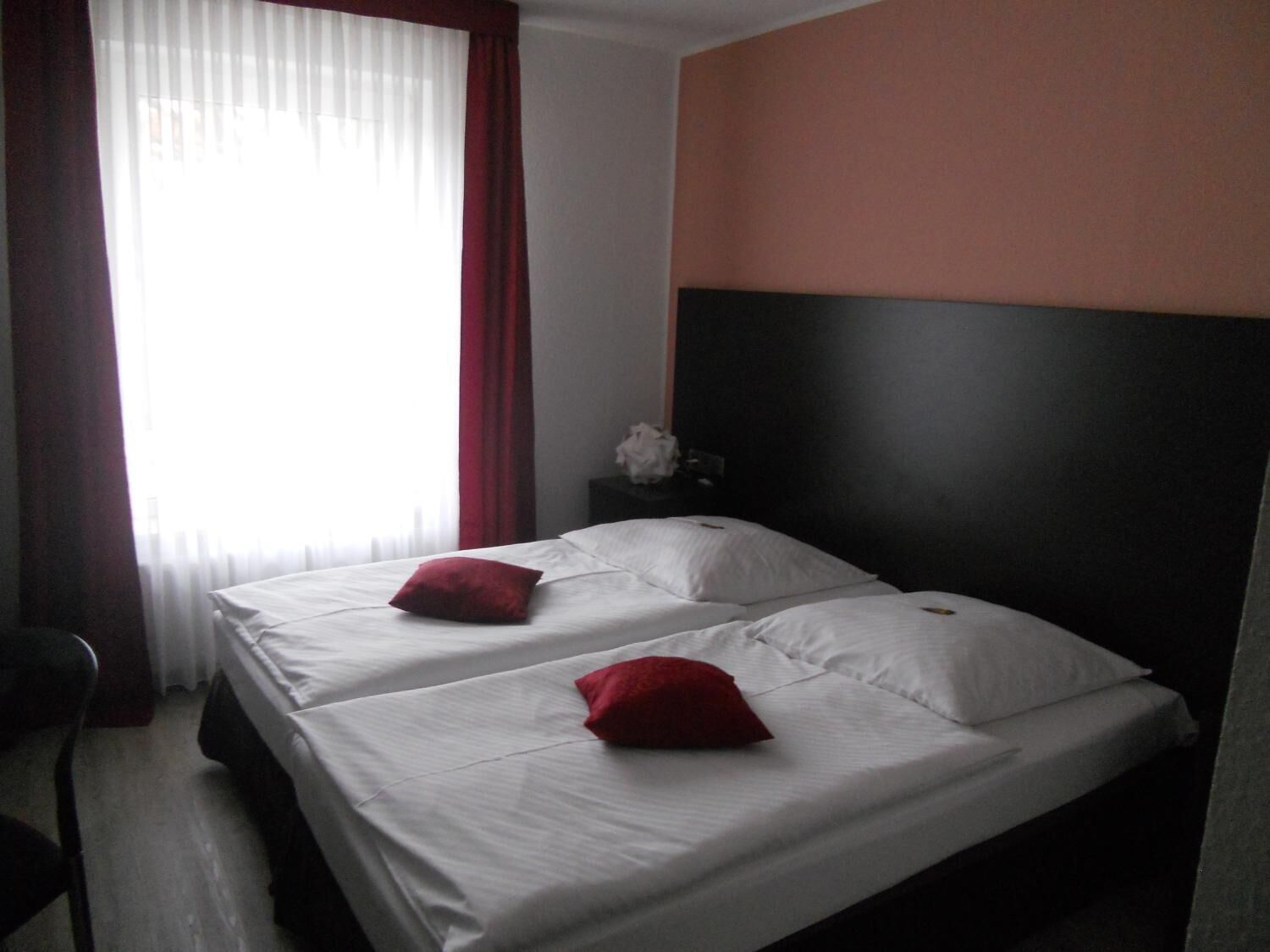 hypo-allergenic bedding, desk, rollaway beds, free wifi