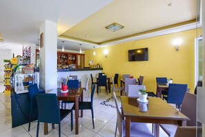 Dining - Timos Hotel (Zakynthos)