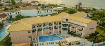 ティモス ホテル