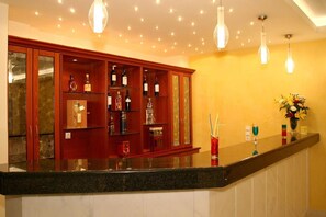 酒吧(店内)
