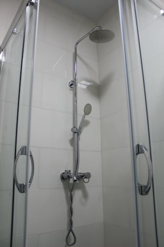 Hotel 7
