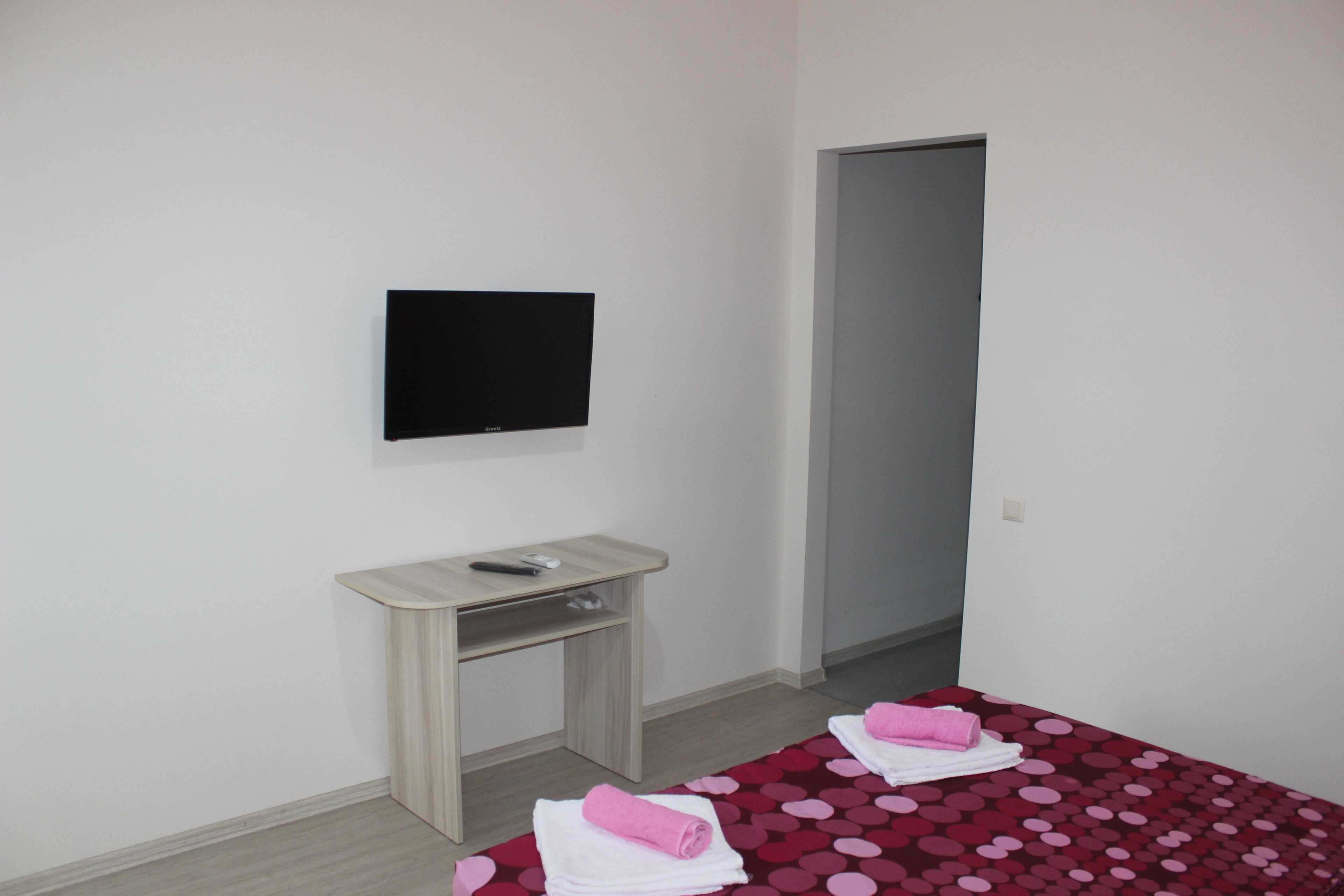 Kamar Double Mewah | Meja kerja, setrika/meja setrika, dan tempat tidur bayi gratis