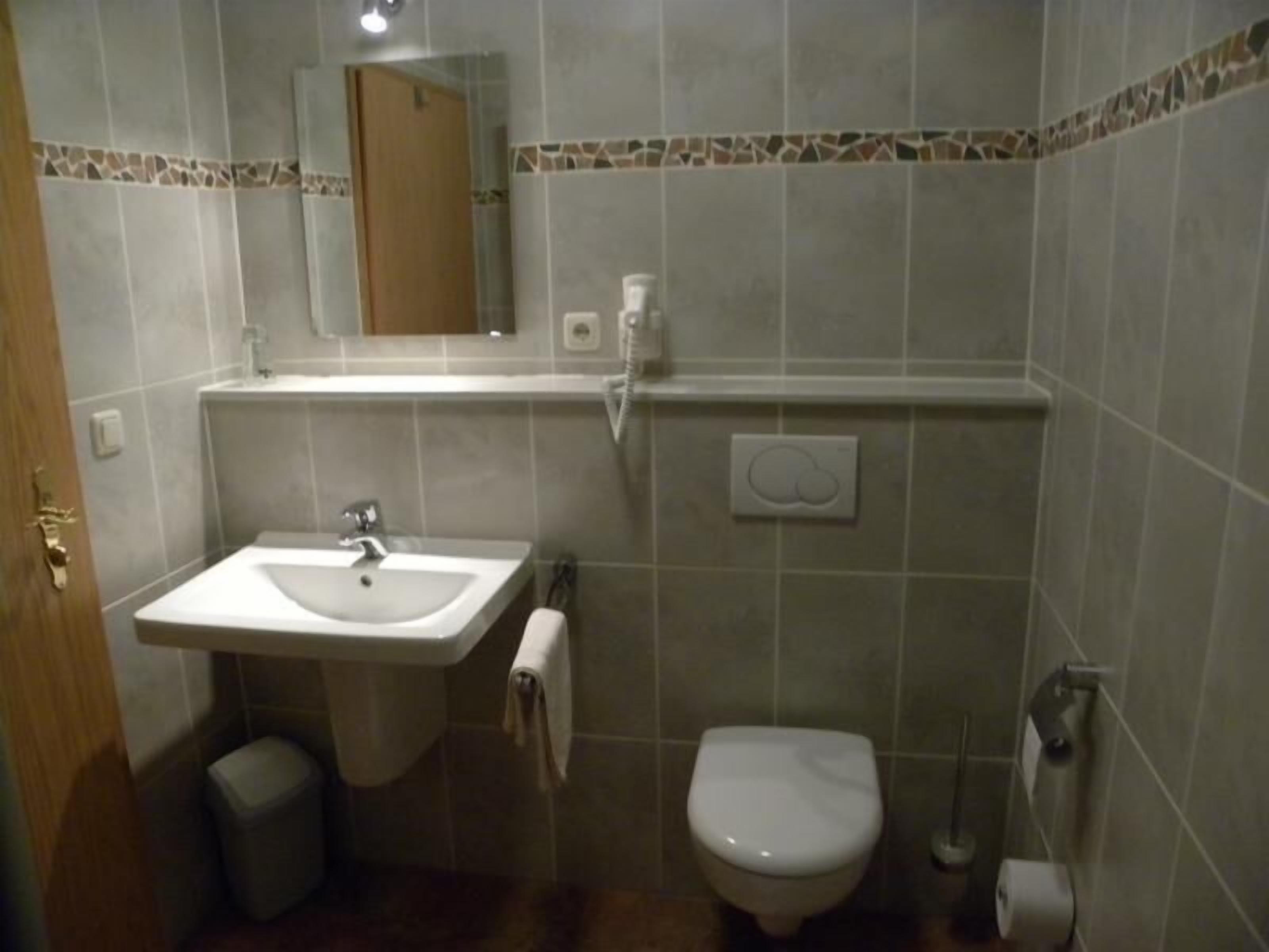 free toiletries, hair dryer, towels