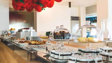 Petit déjeuner buffet