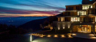 克瓦雷利湖渡假村