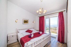 Villa | Free cots/infant beds, free WiFi, bed sheets - Villa Bellavista (Makarska)
