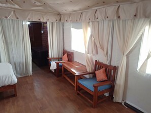 Deluxe Tent, 2 Twin Beds, Non Smoking | Free WiFi