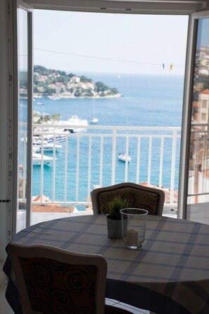 Appartement, vue mer | Vue de la chambre